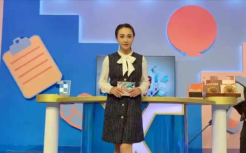 42岁主持朱赤丹官宣备孕,曾患脑垂体瘤影响生育,老公希望生俩娃_孩子