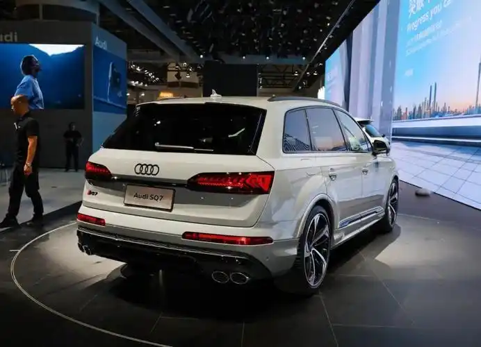 限量300台的百万奥迪,也比奔驰大g更有性价比!