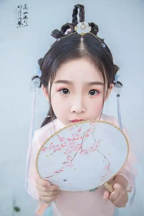 阿豪摄影技术培训的儿童摄影作品《汉服》