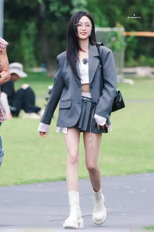 吴宣仪超话95#吴宣仪城市捉迷藏#    可帅了92    @吴宣仪_betty