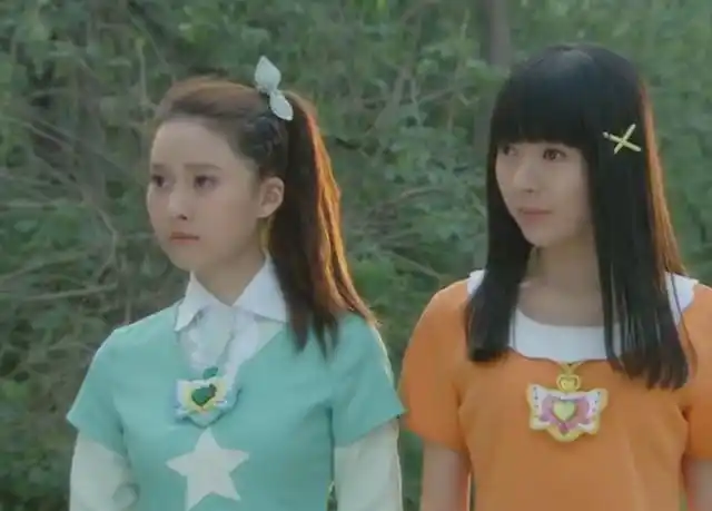 她便是王子璇,演过小魔仙,吻过王一博,新戏和龚俊演情侣!