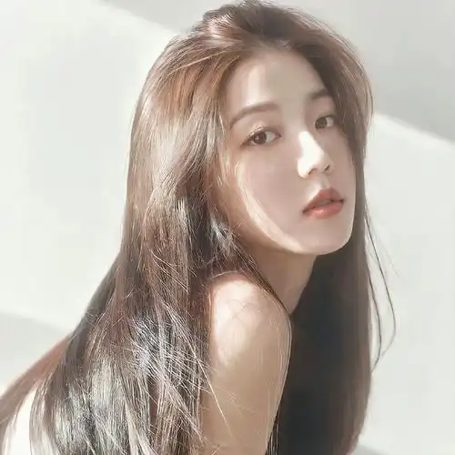 高冷气质女生头像    #无水印头像##女生头像