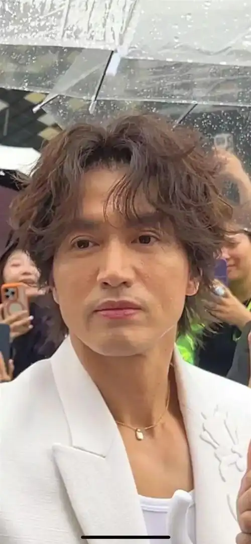 不过年近半百的状态还是十分令人惊艳名模林志玲的前男友,男星言承旭