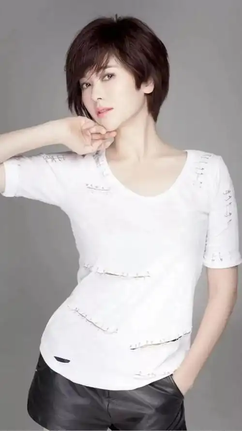 左小青妩媚性感知性优雅魅力十足