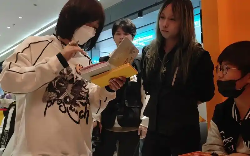 【tekilen】一日店长组组巡店 凹凸世界元力补给站