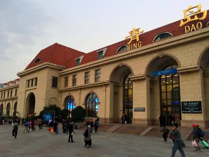 独具建筑魅力的青岛火车站