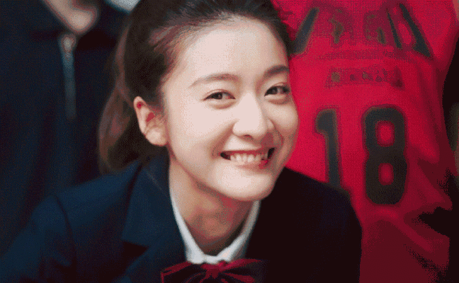 张雪迎笑容感染力好强##张雪迎笑起来好治愈