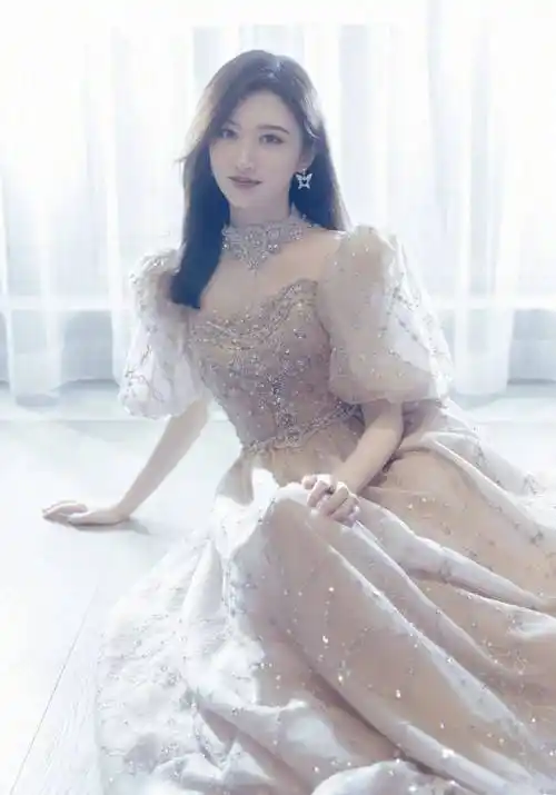 景甜魅力造型合集:温婉优雅,高贵甜美