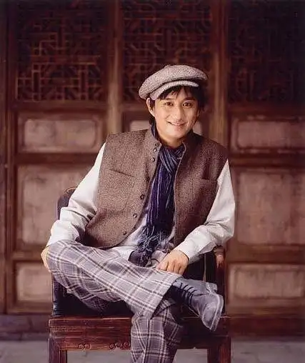 组图:黄磊年轻时旧照 丝毫不逊当红"小鲜肉"