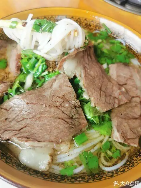 清汤牛肉粉图片