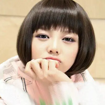 各种各样的短发都有着不同的时尚感,短发也是需要根据自己的脸型来