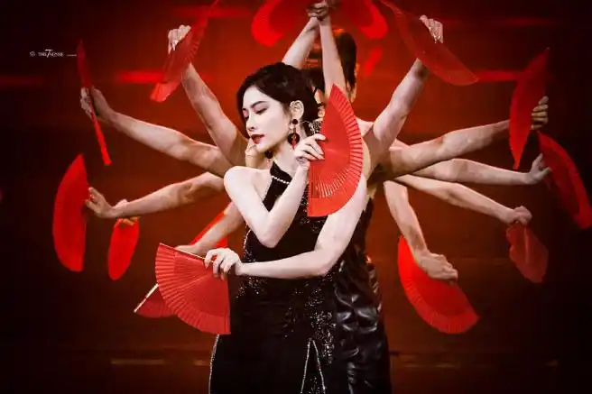 许佳琪跳舞真令人着迷