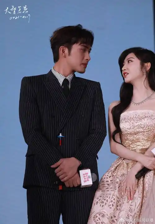张彬彬走红毯被主持人问到什么时候和景甜二搭
