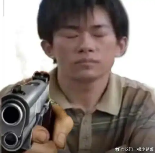 各大评论区都能看到千玺弟弟的闭眼开炮|易烊千玺_新浪新闻