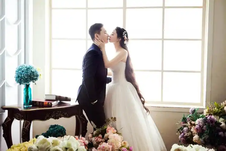 org/1999/xhtml">    朱洁,朱查山结婚请柬吉日:2017-07-01      倒