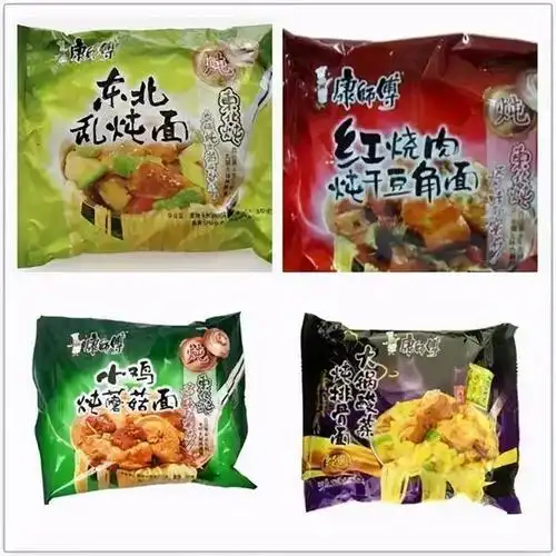 小鸡炖蘑菇面,酸菜炖排骨面,各种"乱炖口味":比如只有在东北才能买到