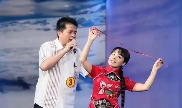 著名歌手王二妮年薪百万却嫁平凡丈夫如今过的怎样了