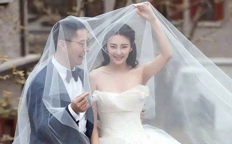 "现实版许沁"?不止吴谨言,娱乐圈这样"扶贫"的女星还有4位