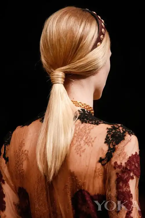 柔顺秀发秘籍 hold住女神范儿