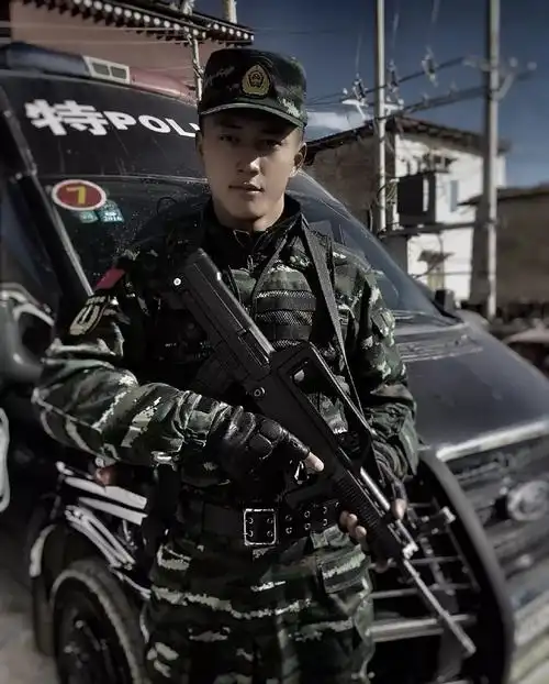 凌览文化杨明鑫最帅兵哥哥的新征程