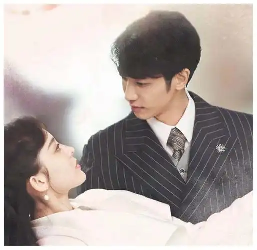 古力娜扎和刘以豪疑因戏生情戏外互动超甜业内人曝两人在一起