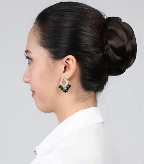 古典气质盘发瞬间提升气场(优雅高贵的盘发造型)(11)