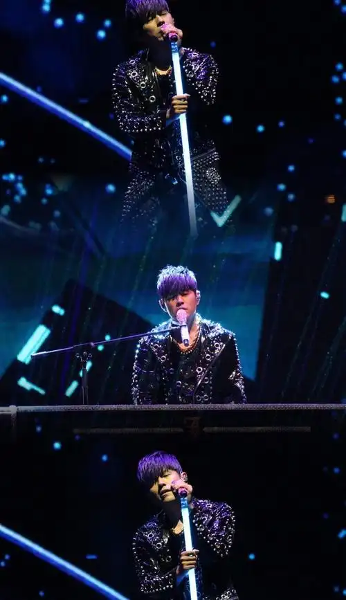 240108 周杰伦2024嘉年华世界巡回演唱会耀目开启,粉丝狂欢不停歇!