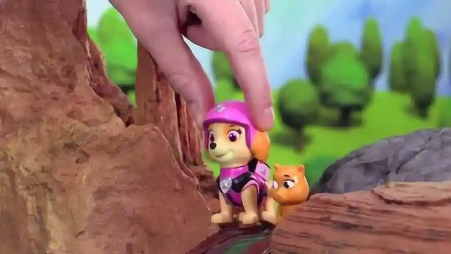 汪汪队大救援汪汪队出动拯救困在树上的小猫咪