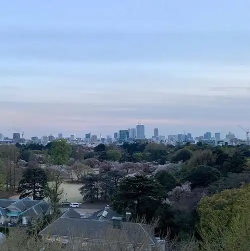 易烊千玺时隔两个月再晒自拍 什么水平 zt