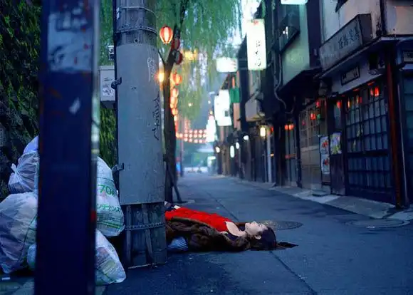 美女恐怖的死亡瞬间!