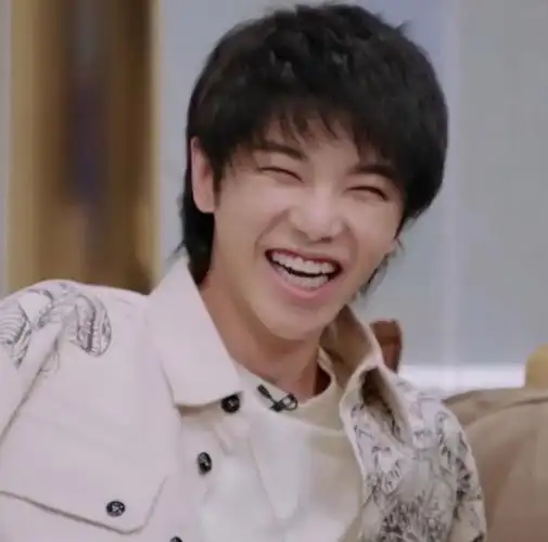 华晨宇:超级治愈系