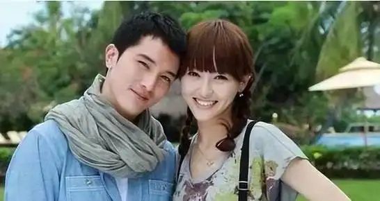 万万没想到,被邱泽抛弃的唐嫣,如今在罗晋手中变得"闪闪发光"