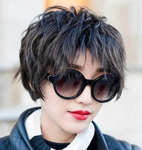 锡纸烫发型图片波波头烫出来更美