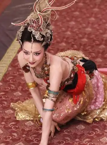 《封神》李依晓剪胸又剪爱 网友:娘娘得罪了谁