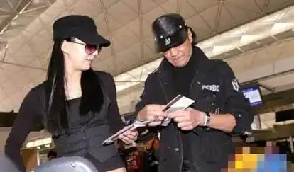 被谢贤养了12年,用青春换来两千万的coco,如今的她怎样了?