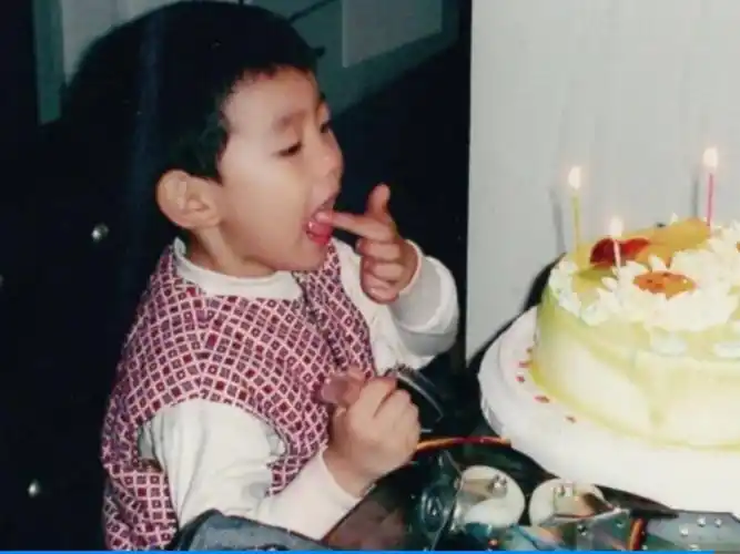 [tfboys][分享]200429 王源可爱童年照合集,奶白团子从小奶到大