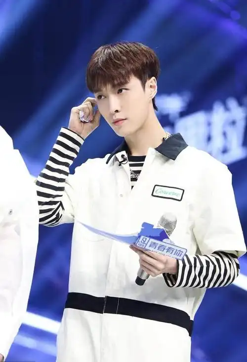 张艺兴综艺排行_lay张艺兴综艺_张艺兴综艺婚后小说