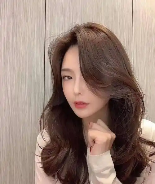 "永久气垫烫",烫了美半年哟!_中国_发型_人类