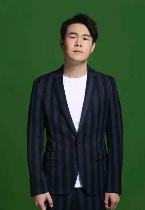 还记得小沈阳的女儿阳洋吗?这是逆袭了?_爸爸_爸妈_网友