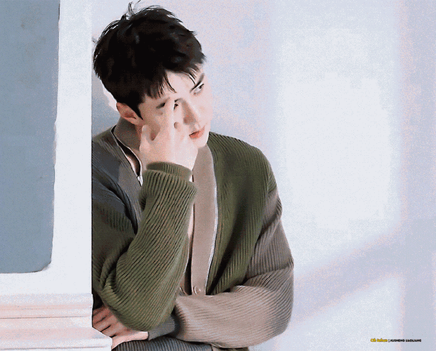 吴世勋聚光杂志金九封面##吴世勋颜值天才