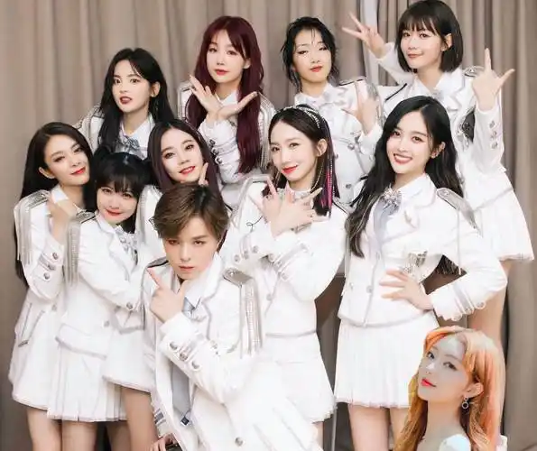 火箭少女正式解散,孟美岐yamy发感人长文,杨超越改微博认证_演唱会