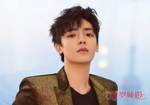 刘海 短碎发清爽帅气又修颜 20段男生最潮短发设计不挑脸型(2)_发型