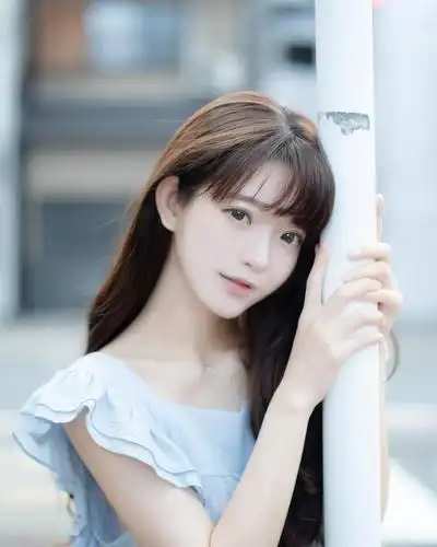 claires  2019年11月2日 13:27   关注  美少女 yurisa 清新