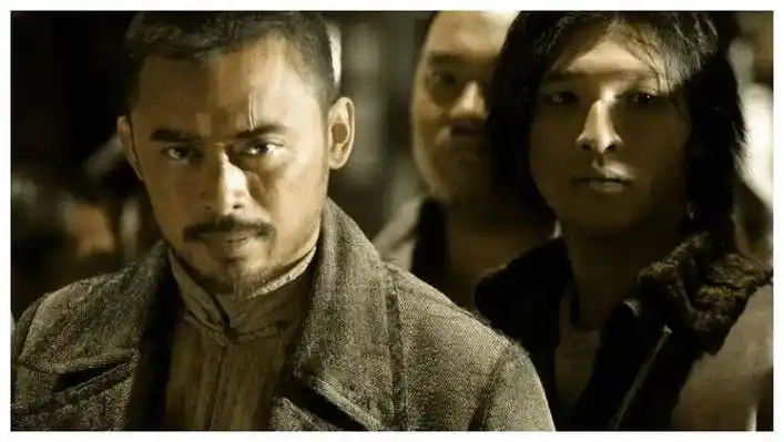 樊少皇回应和周润发40年前合影,提出过分要求,还自曝他爸身份_照片_樊