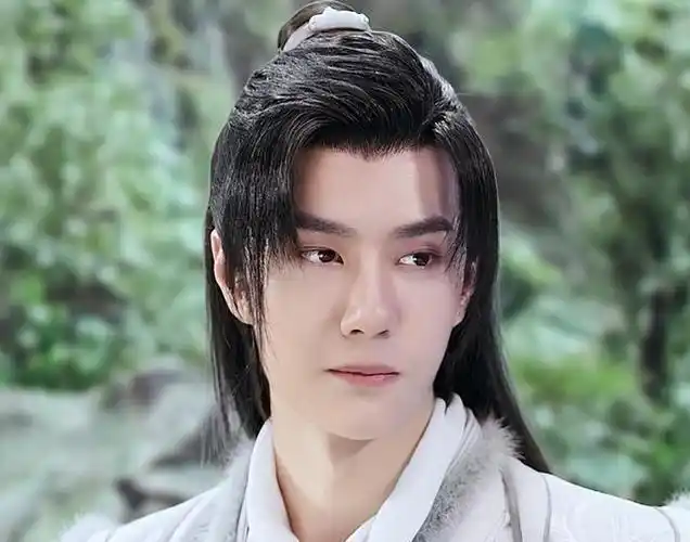 三天亏损20亿被称乐华顶梁柱的王一博再次证明他的重要性