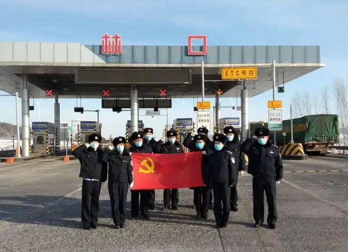 林口收费站严阵以待抓好疫情防控工作