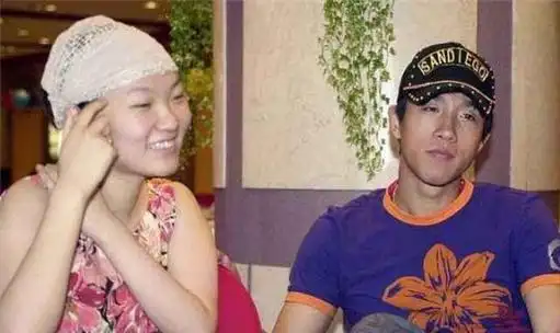 奥运冠军因女友诈骗5800万,被牵连退役,销声匿迹后8年今成大校|肖钦