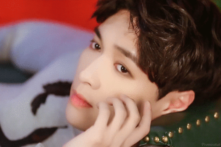 吴亦凡被捕24小时后,张艺兴被全网狂赞:顶流间的差距出现了!