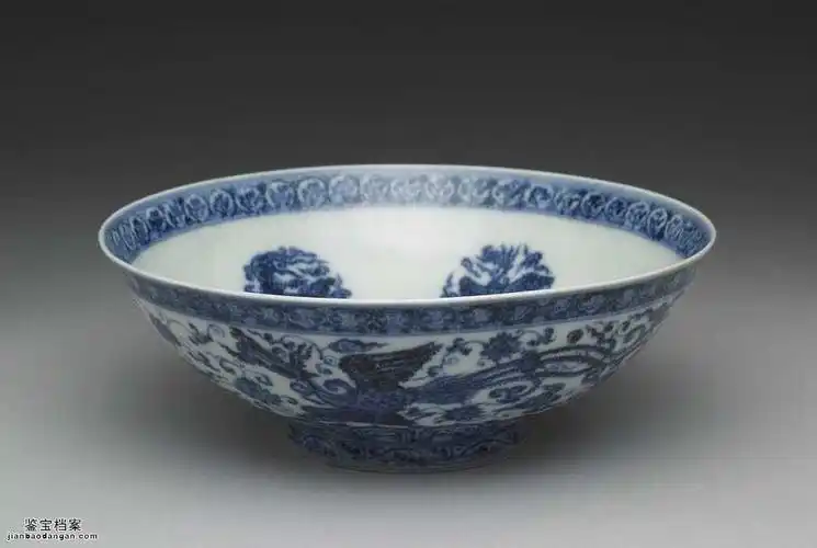 明代官窑青花凤凰碗的图片特点价格鉴赏馆藏