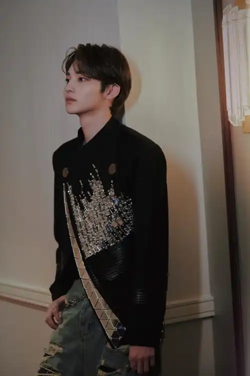 郭殿甲超话#这就是街舞#这街版landing舞台完成73独特的中国澳门之